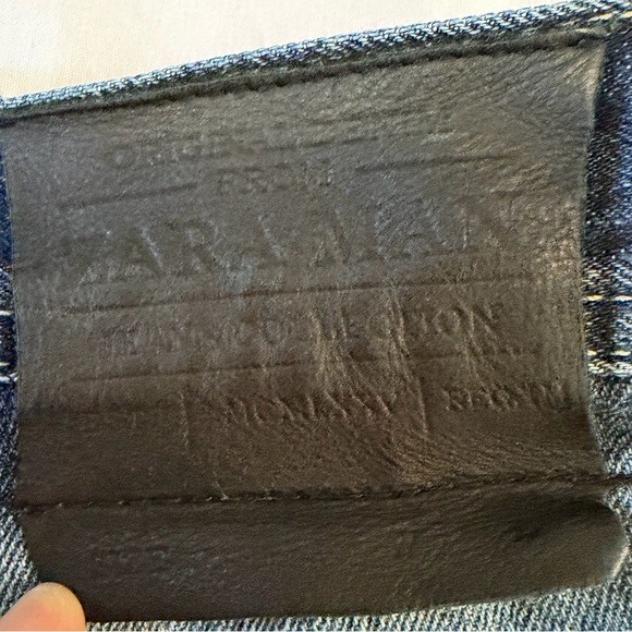 Zara Men's Dark Blue Straight Jeans with Distressed Details - Picture 8 of 8